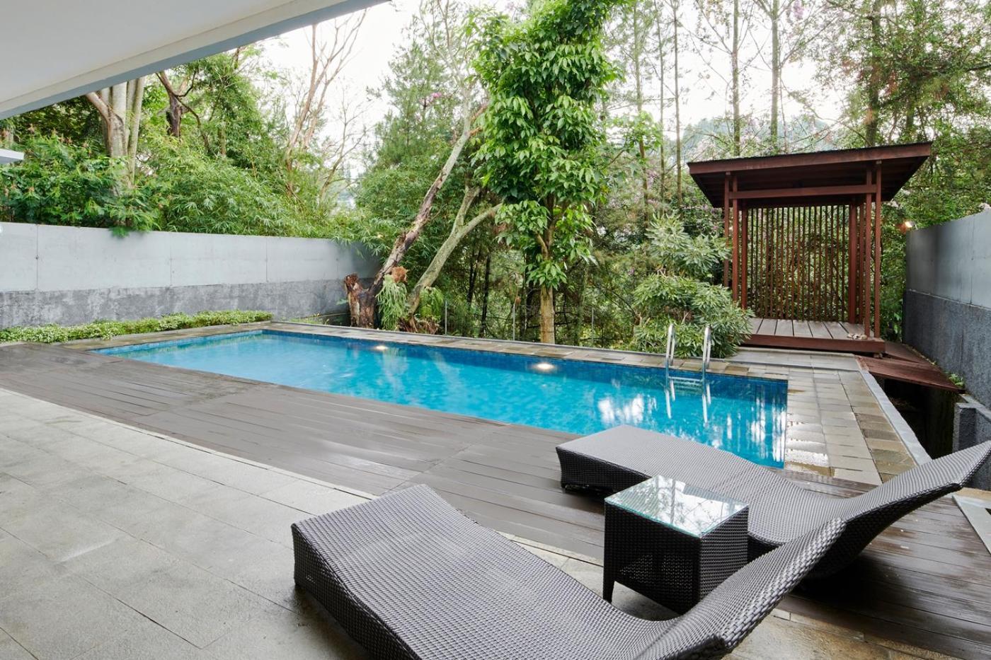 Hikari Hill View Villa 7 Bedrooms With A Private Swimming Pool And Billiard Bandung Exterior foto